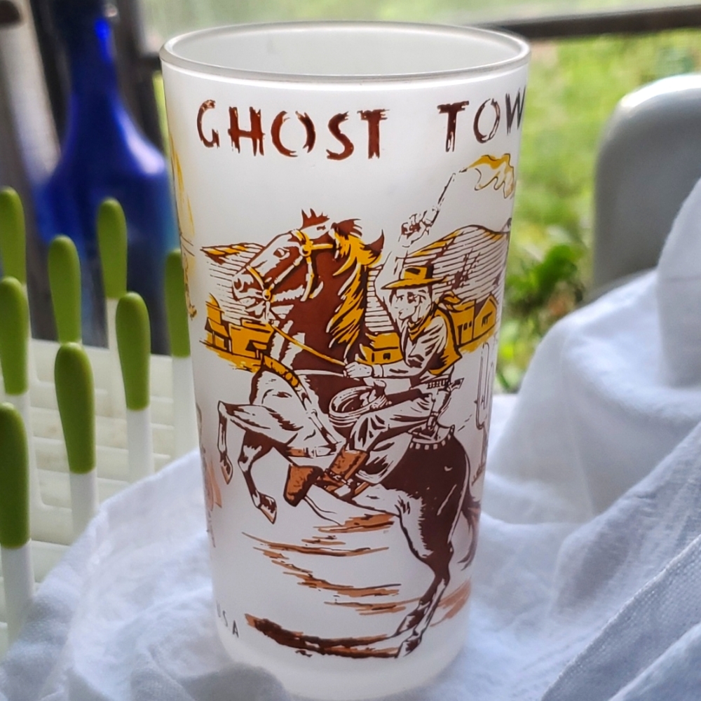 Vintage 1950s GHOST TOWN Frosted Glass - Lake George - Storytown USA Saloon Bar